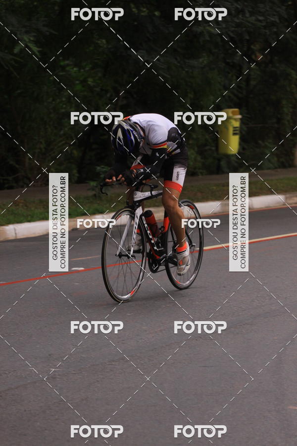 Buy your photos of the eventVSERIES Duathlon & Running on Fotop