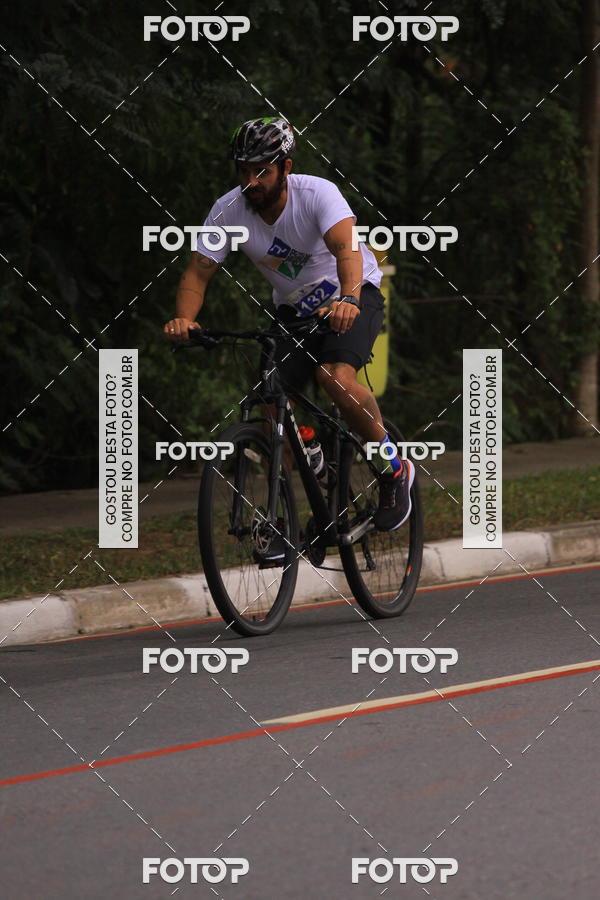Buy your photos of the eventVSERIES Duathlon & Running on Fotop