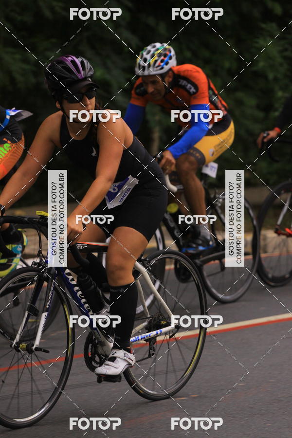 Buy your photos of the eventVSERIES Duathlon & Running on Fotop