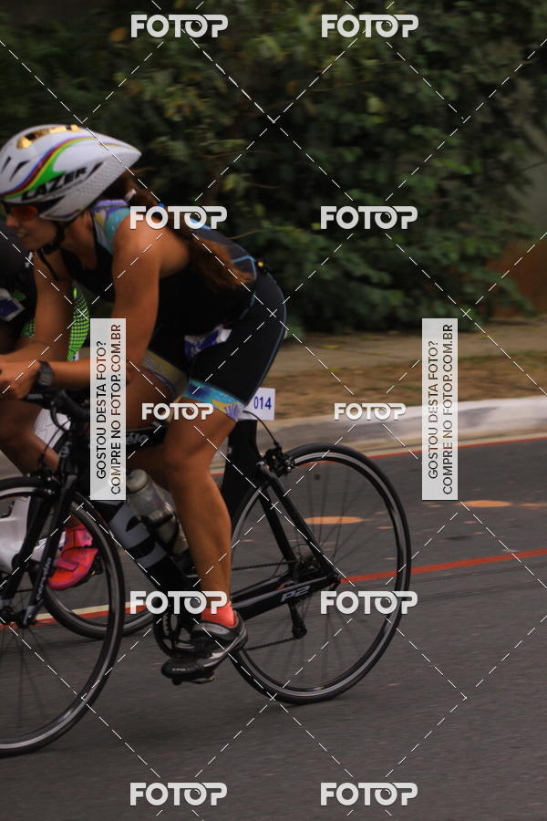 Buy your photos of the eventVSERIES Duathlon & Running on Fotop