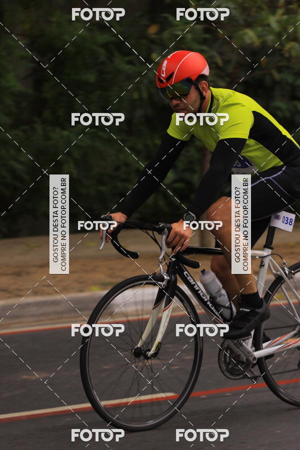 Buy your photos of the eventVSERIES Duathlon & Running on Fotop