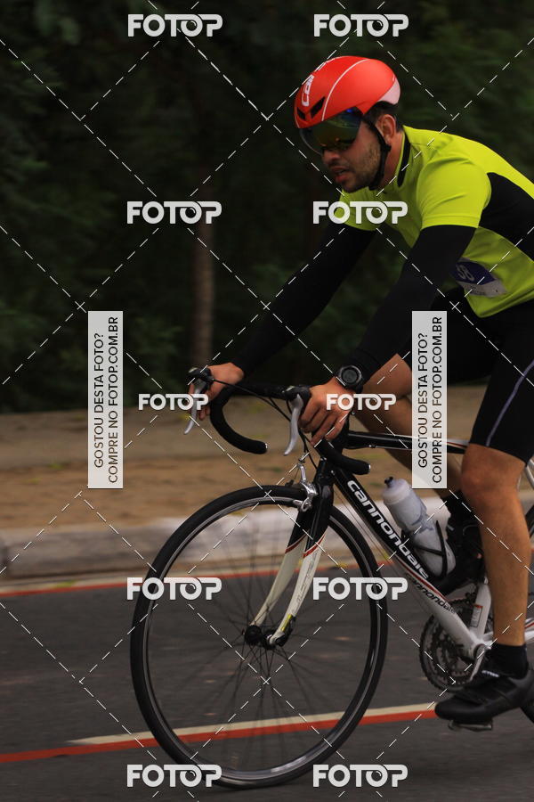 Buy your photos of the eventVSERIES Duathlon & Running on Fotop