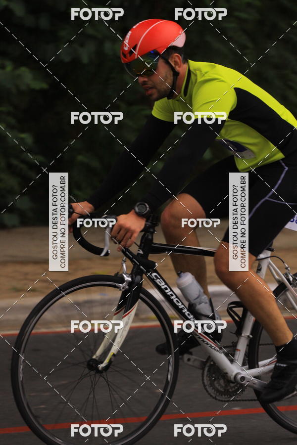 Buy your photos of the eventVSERIES Duathlon & Running on Fotop