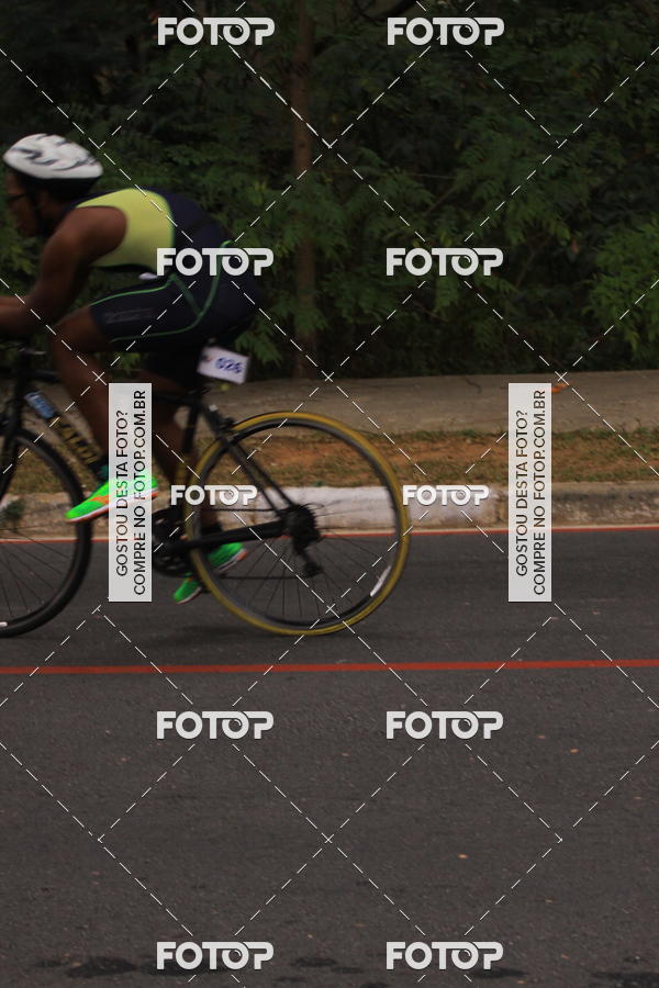 Buy your photos of the eventVSERIES Duathlon & Running on Fotop