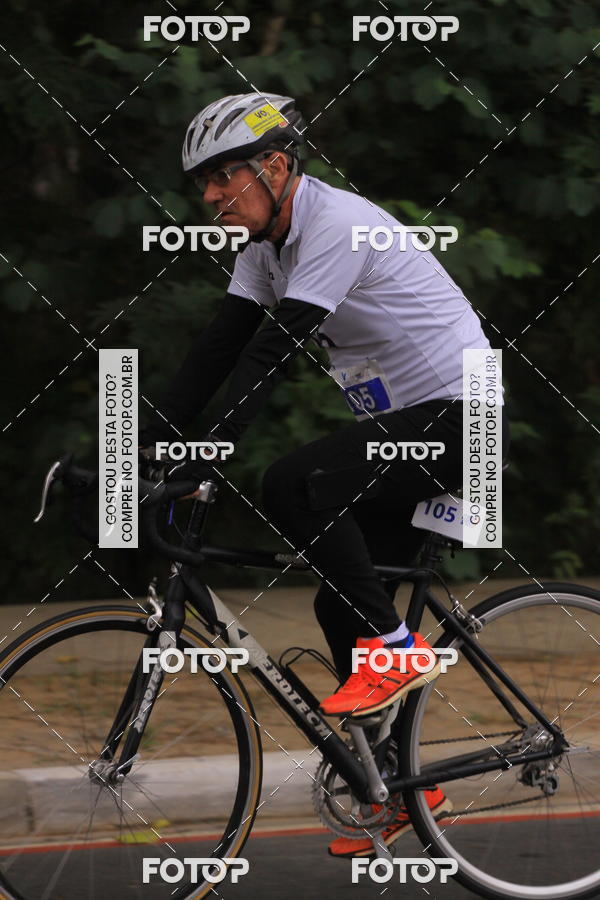 Buy your photos of the eventVSERIES Duathlon & Running on Fotop