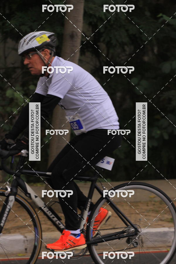 Buy your photos of the eventVSERIES Duathlon & Running on Fotop