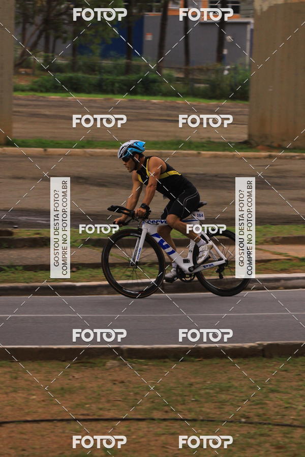 Buy your photos of the eventVSERIES Duathlon & Running on Fotop