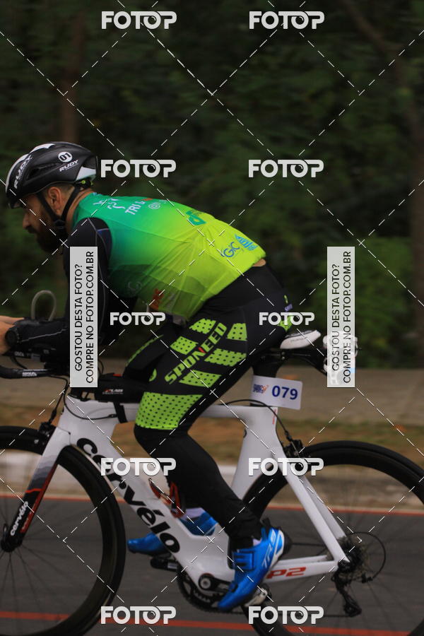 Buy your photos of the eventVSERIES Duathlon & Running on Fotop