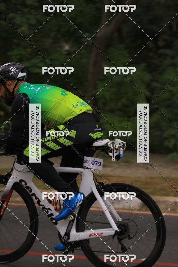 Buy your photos of the eventVSERIES Duathlon & Running on Fotop