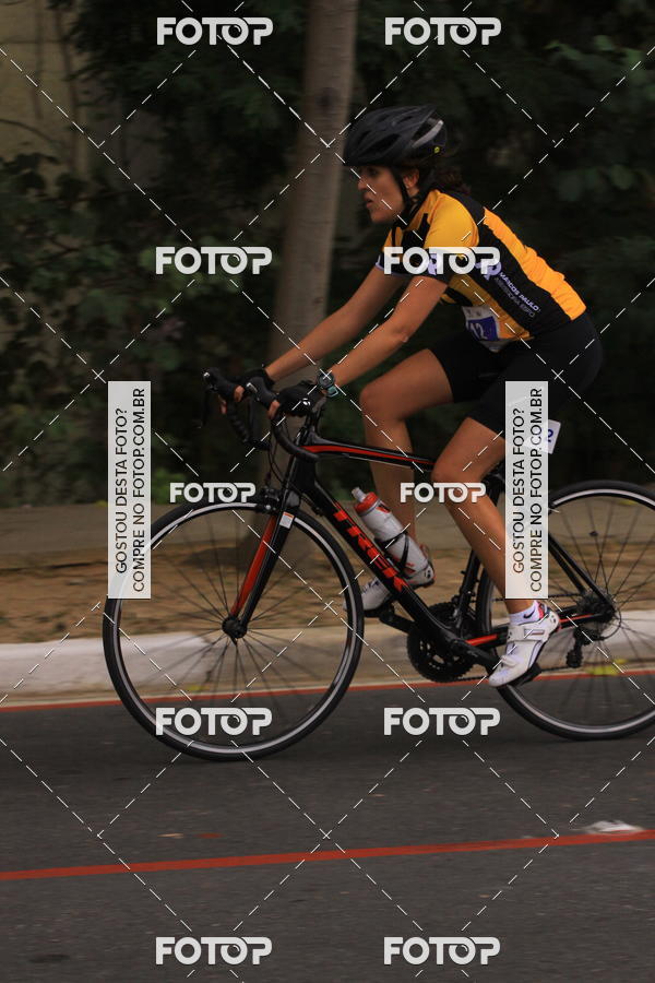 Buy your photos of the eventVSERIES Duathlon & Running on Fotop