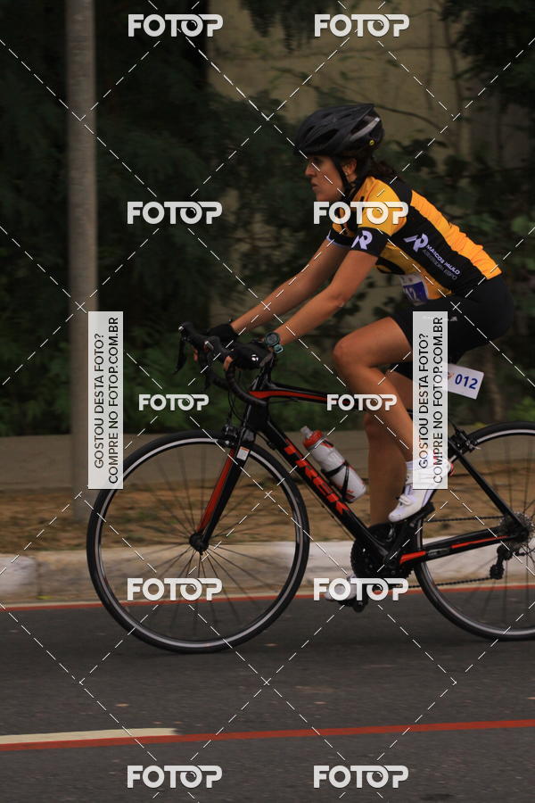 Buy your photos of the eventVSERIES Duathlon & Running on Fotop