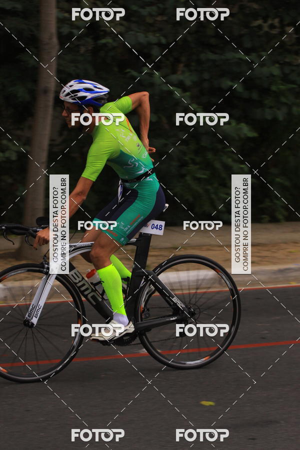 Buy your photos of the eventVSERIES Duathlon & Running on Fotop