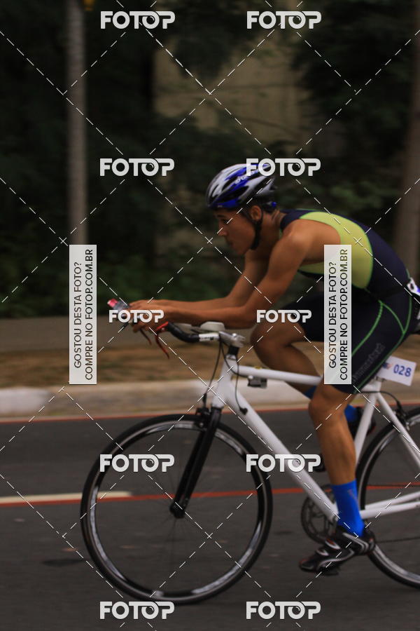 Buy your photos of the eventVSERIES Duathlon & Running on Fotop