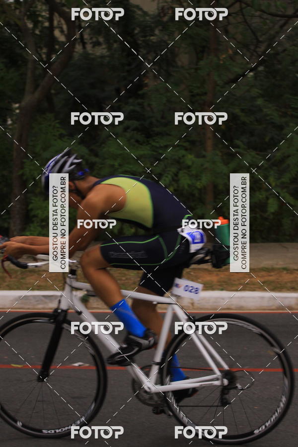 Buy your photos of the eventVSERIES Duathlon & Running on Fotop