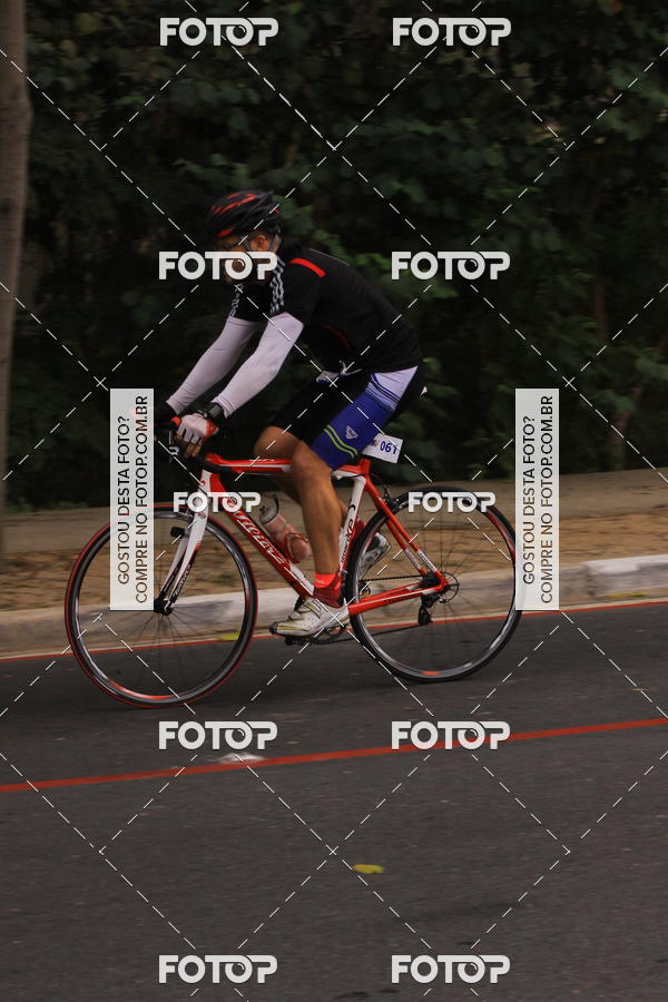 Buy your photos of the eventVSERIES Duathlon & Running on Fotop