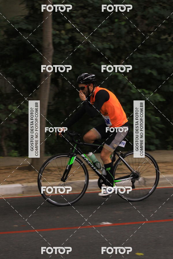 Buy your photos of the eventVSERIES Duathlon & Running on Fotop