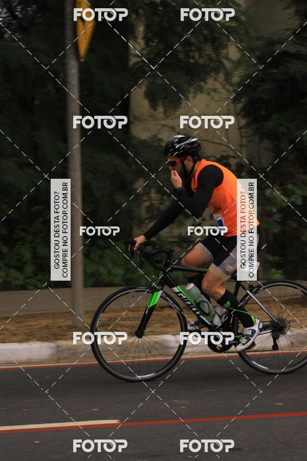 Buy your photos of the eventVSERIES Duathlon & Running on Fotop