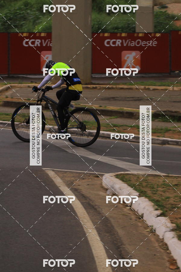 Buy your photos of the eventVSERIES Duathlon & Running on Fotop