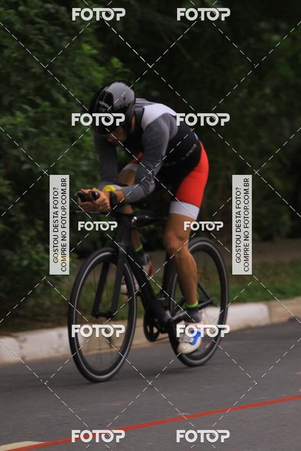 Buy your photos of the eventVSERIES Duathlon & Running on Fotop