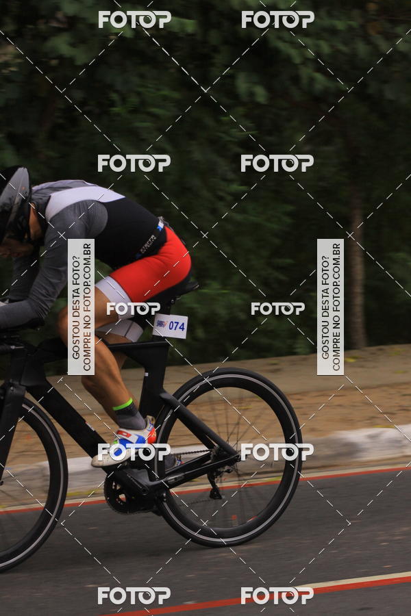 Buy your photos of the eventVSERIES Duathlon & Running on Fotop