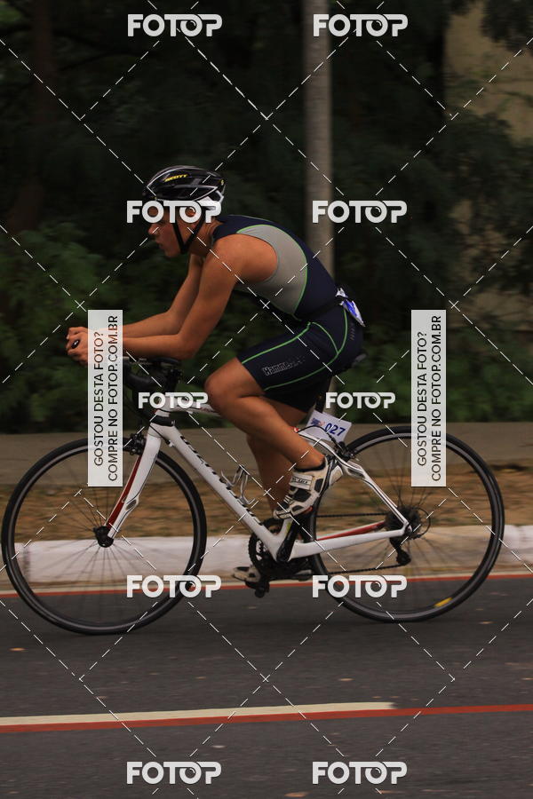 Buy your photos of the eventVSERIES Duathlon & Running on Fotop