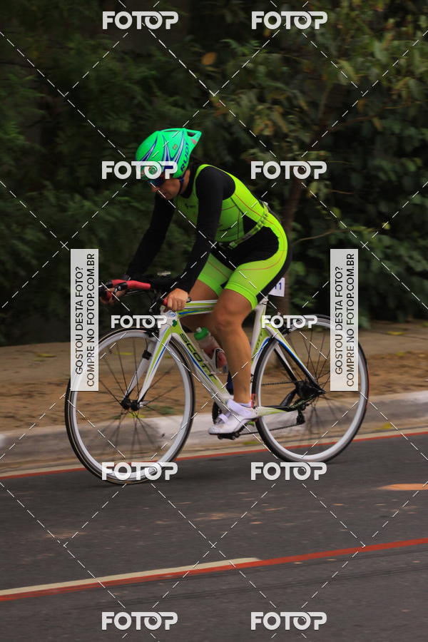 Buy your photos of the eventVSERIES Duathlon & Running on Fotop