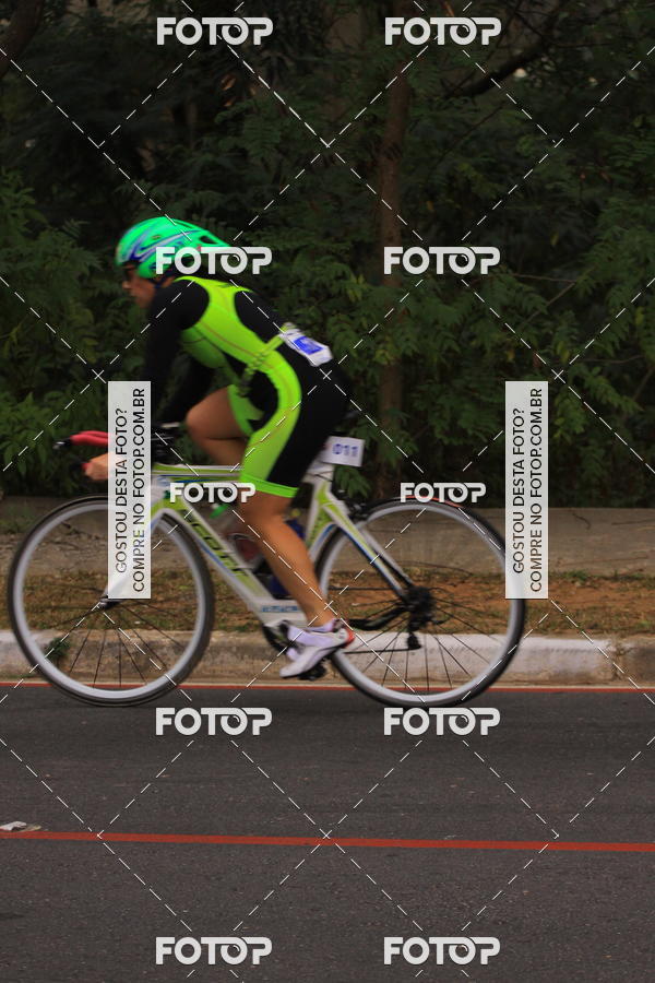 Buy your photos of the eventVSERIES Duathlon & Running on Fotop