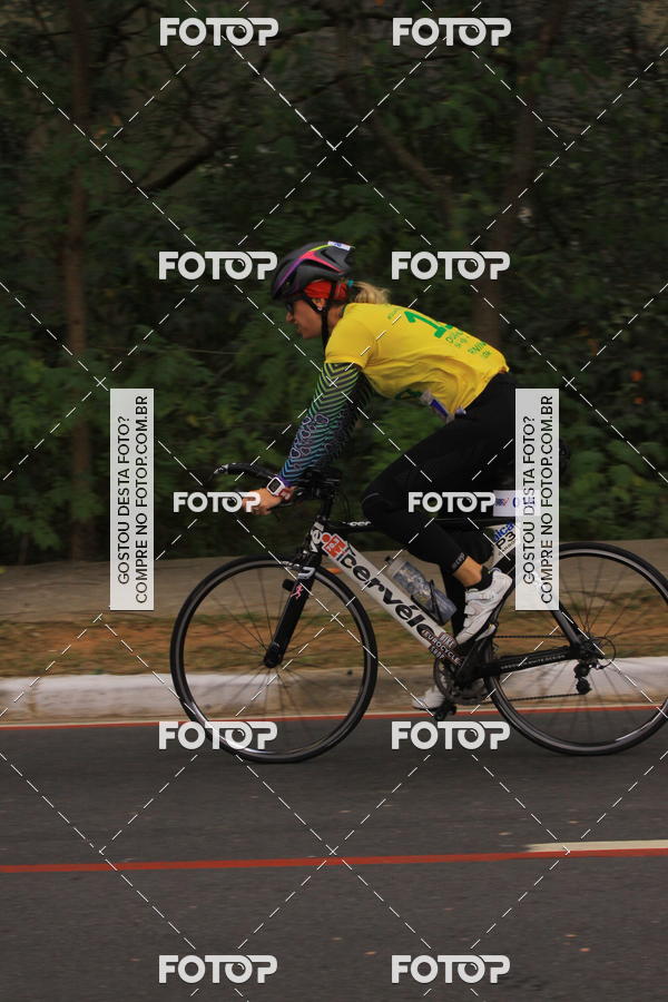 Buy your photos of the eventVSERIES Duathlon & Running on Fotop