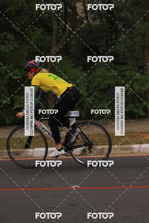 Buy your photos of the eventVSERIES Duathlon & Running on Fotop