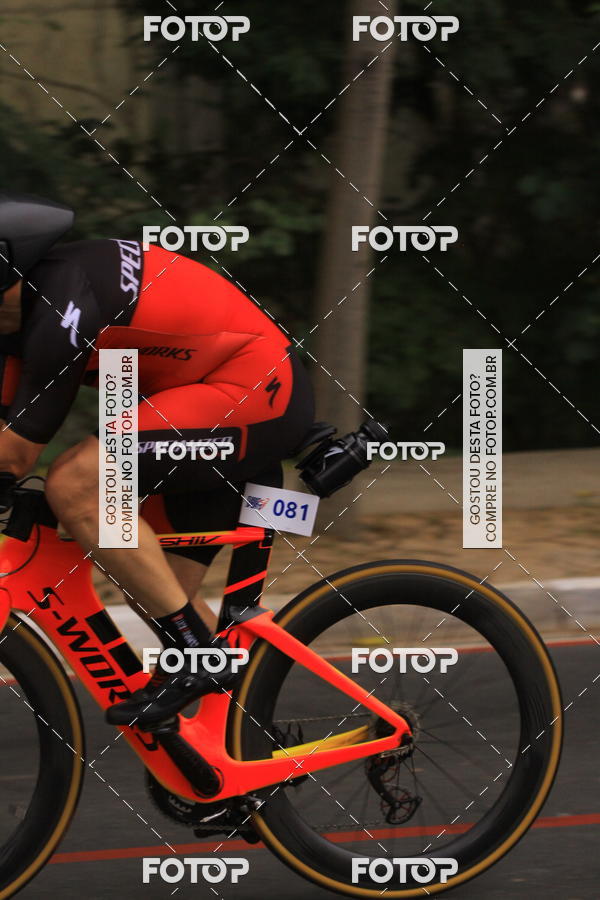 Buy your photos of the eventVSERIES Duathlon & Running on Fotop