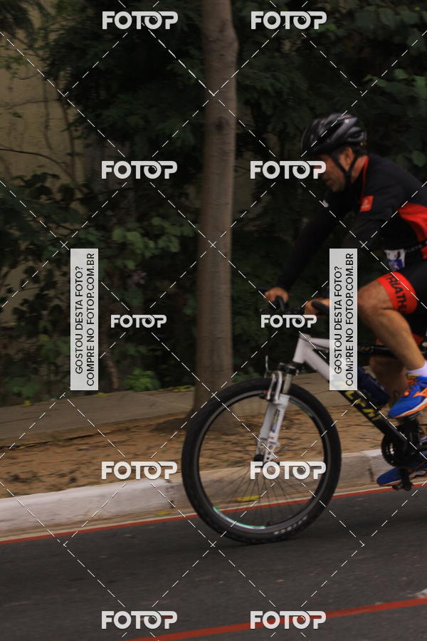 Buy your photos of the eventVSERIES Duathlon & Running on Fotop