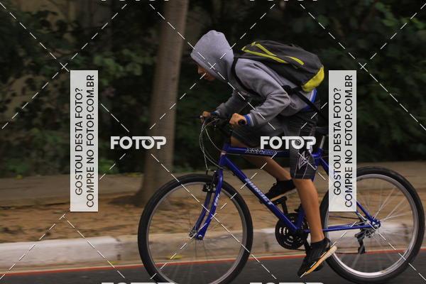 Buy your photos of the eventVSERIES Duathlon & Running on Fotop