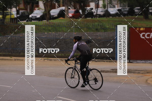 Buy your photos of the eventVSERIES Duathlon & Running on Fotop