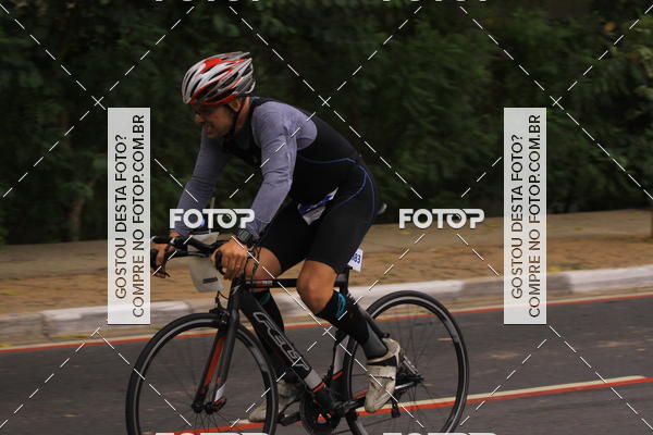 Buy your photos of the eventVSERIES Duathlon & Running on Fotop