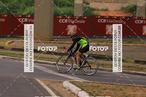 Buy your photos of the eventVSERIES Duathlon & Running on Fotop