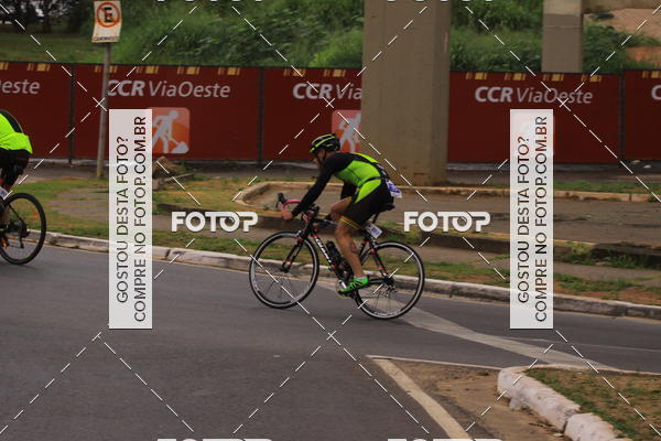 Buy your photos of the eventVSERIES Duathlon & Running on Fotop