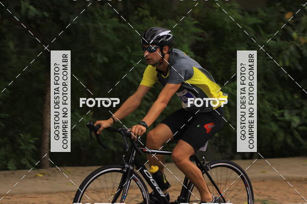 Buy your photos of the eventVSERIES Duathlon & Running on Fotop