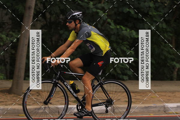 Buy your photos of the eventVSERIES Duathlon & Running on Fotop