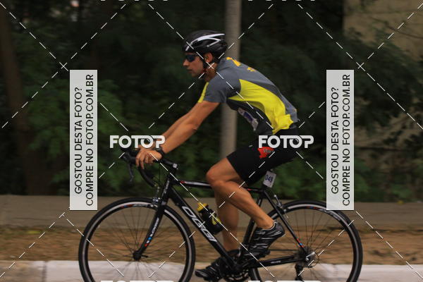 Buy your photos of the eventVSERIES Duathlon & Running on Fotop