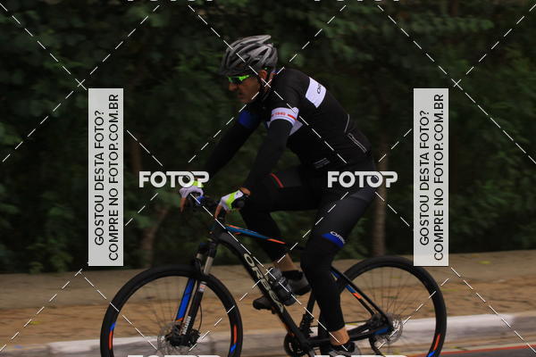 Buy your photos of the eventVSERIES Duathlon & Running on Fotop