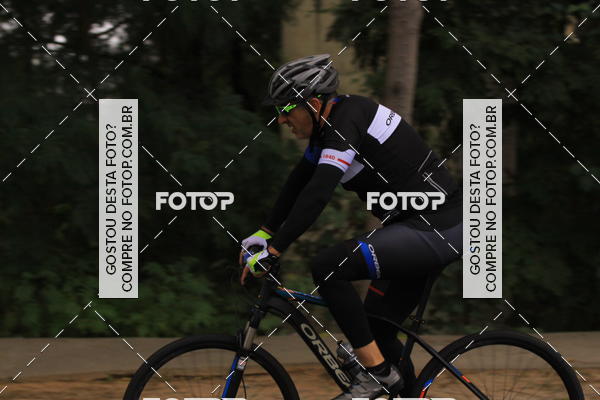 Buy your photos of the eventVSERIES Duathlon & Running on Fotop