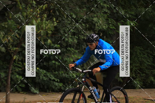 Buy your photos of the eventVSERIES Duathlon & Running on Fotop