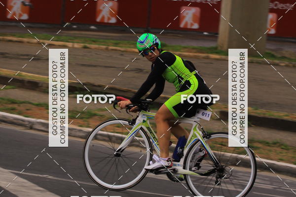 Buy your photos of the eventVSERIES Duathlon & Running on Fotop