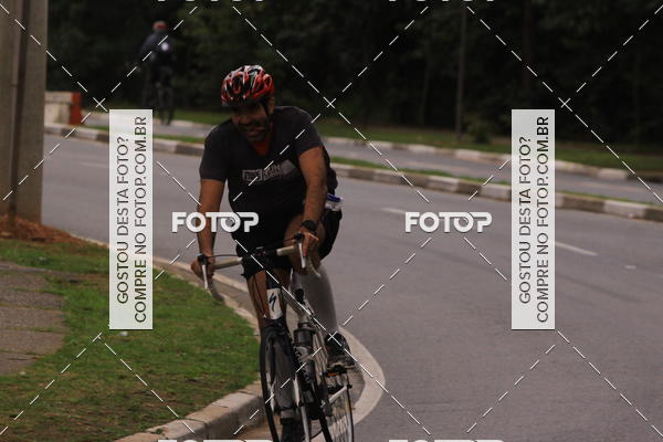 Buy your photos of the eventVSERIES Duathlon & Running on Fotop