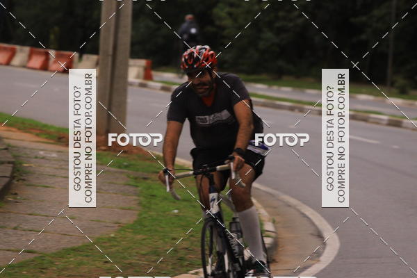 Buy your photos of the eventVSERIES Duathlon & Running on Fotop