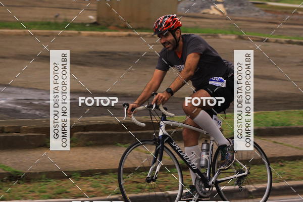 Buy your photos of the eventVSERIES Duathlon & Running on Fotop