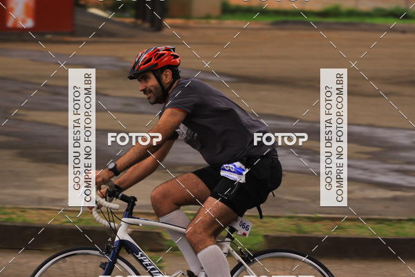 Buy your photos of the eventVSERIES Duathlon & Running on Fotop