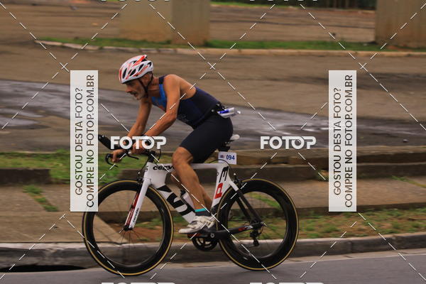 Buy your photos of the eventVSERIES Duathlon & Running on Fotop