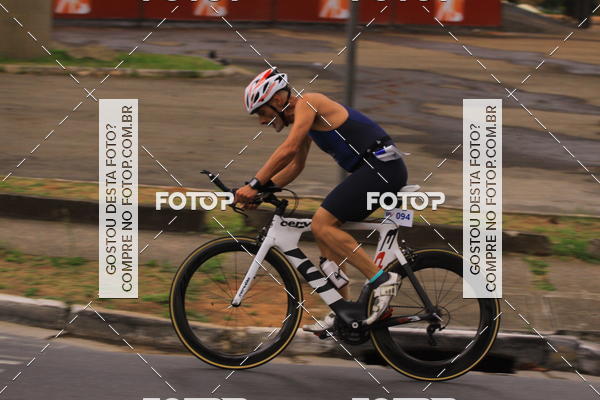 Buy your photos of the eventVSERIES Duathlon & Running on Fotop