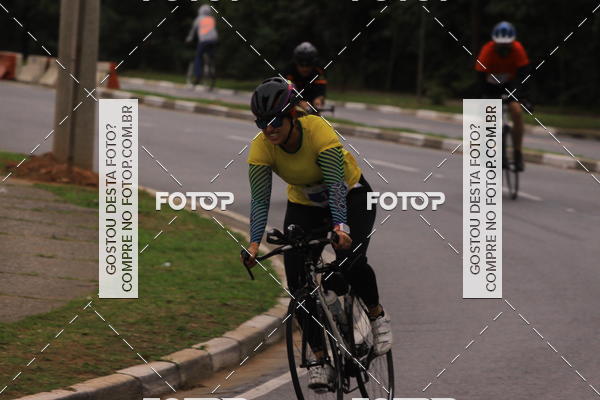 Buy your photos of the eventVSERIES Duathlon & Running on Fotop